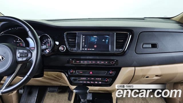 Kia All New Carnival Prestige, 2017 16