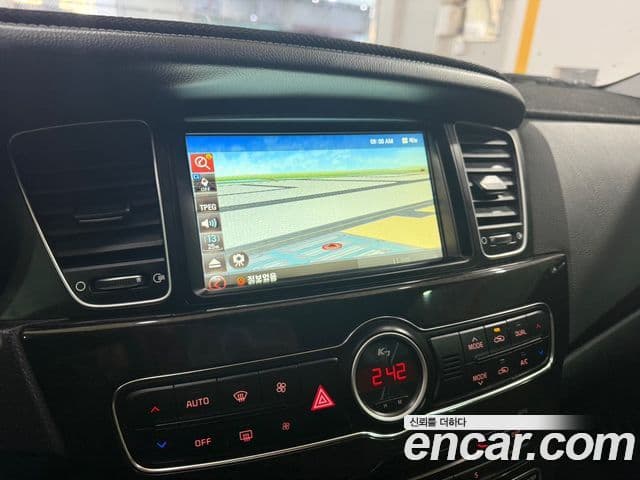 Kia The / новый New K7 Luxury, 2013 10