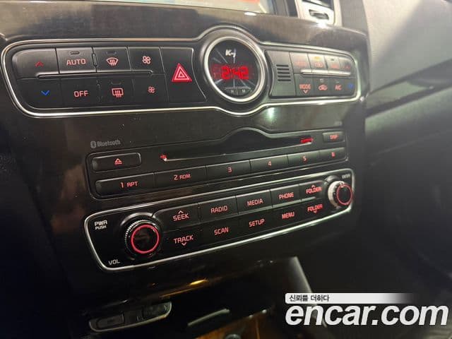 Kia The / новый New K7 Luxury, 2013 13