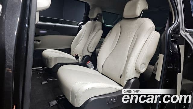 Kia Carnival 4세대 Signature, 2021 12