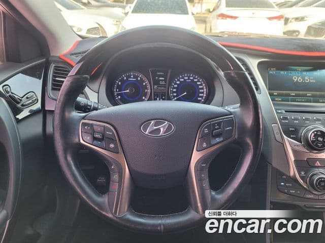 Hyundai Grandeur HG Modern, 2013 12