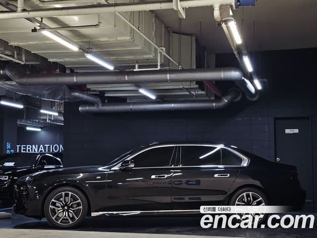 BMW 7시리즈 (G70) 740i xDrive M Sport, 2024 3