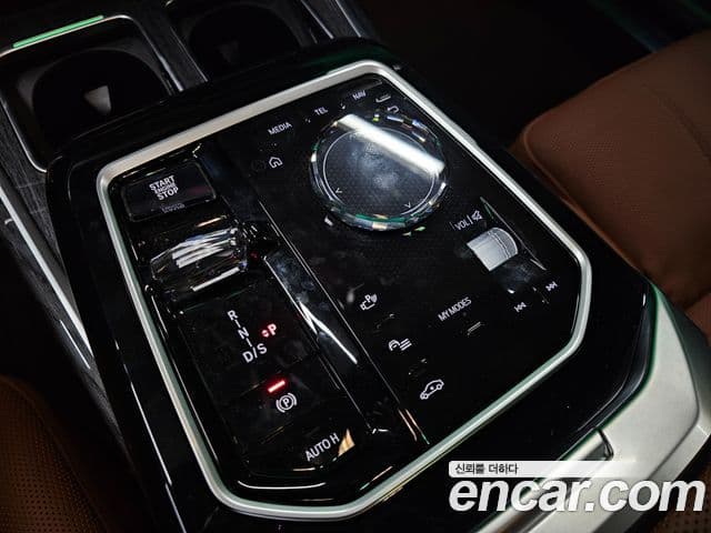 BMW 7시리즈 (G70) 740i xDrive M Sport, 2024 14