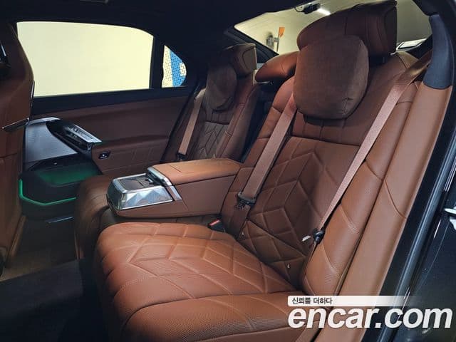 BMW 7시리즈 (G70) 740i xDrive M Sport, 2024 18