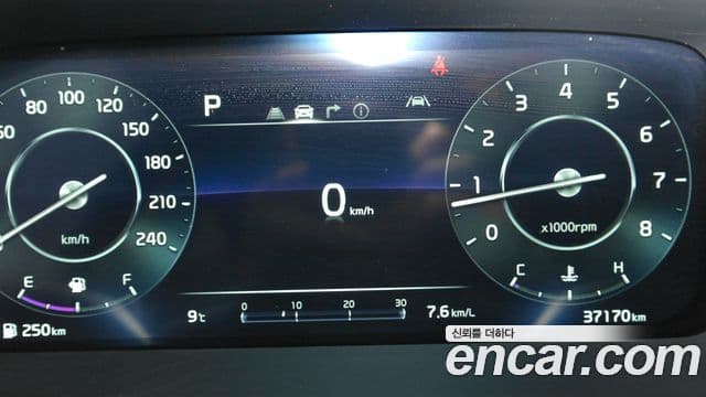 Kia The / новый New K3 2세대 Signature, 2024 8