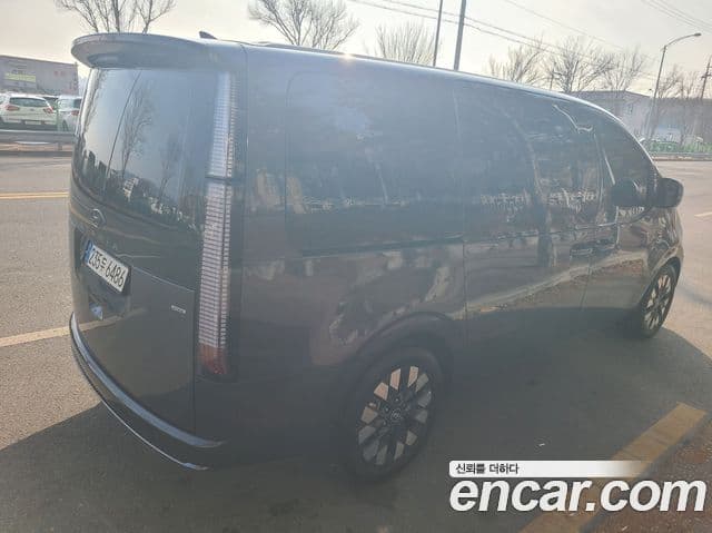 Hyundai Staria Inspiration, 2023 8
