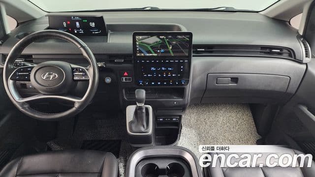 Hyundai Staria Modern, 2023 7