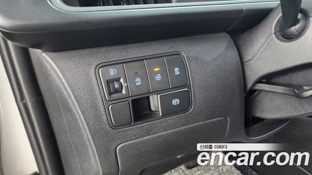 Hyundai Staria Modern, 2023 14