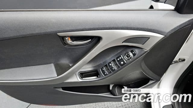 Hyundai Avante MD M16 GDI Smart, 2014 17