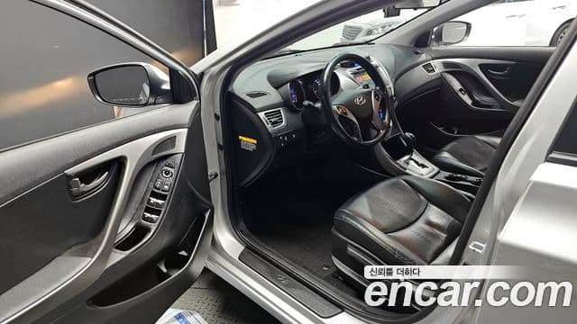 Hyundai Avante MD M16 GDI Smart, 2014 10