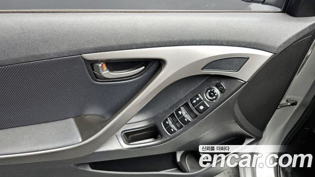 Hyundai Avante MD M16 GDI Smart, 2014 16