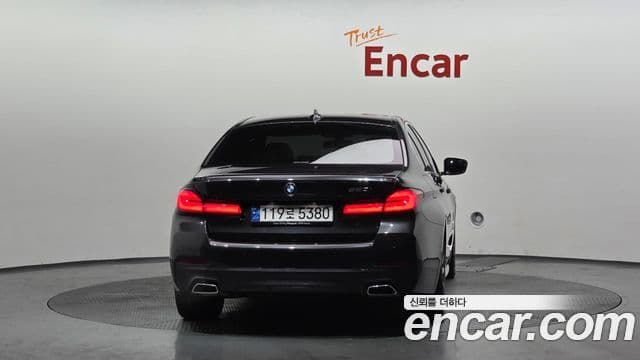 BMW 5시리즈 (G30) 520i M Sport, 2023 4