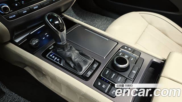 Hyundai Genesis DH 3.8 экспортная версия, 2016 9