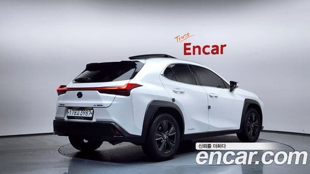 Lexus UX250h, 2019 2