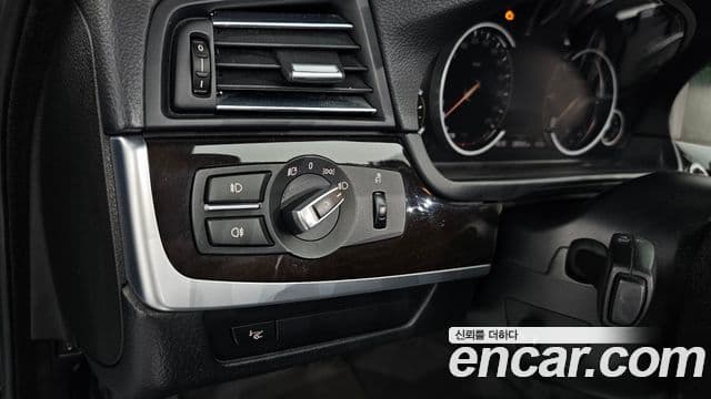 BMW 5시리즈 (F10), 2013 16