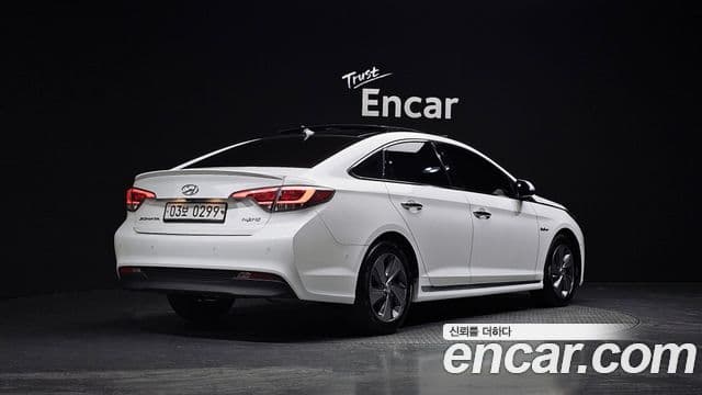 Hyundai LF Sonata гибрид Premium, 2016 2