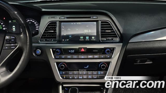 Hyundai LF Sonata гибрид Premium, 2016 15