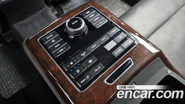 Hyundai Equus(новый кузов / новое поколение) Exclusive, 2014 18