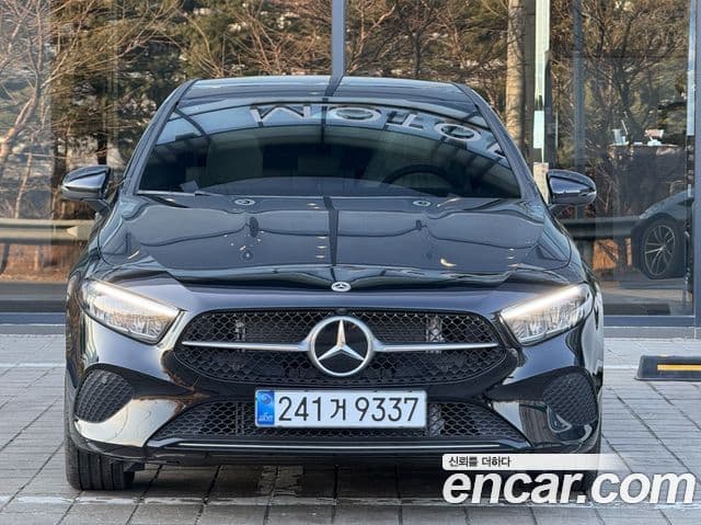 Mercedes-Benz A-класс W177 A220 хэтчбек, 2026 3