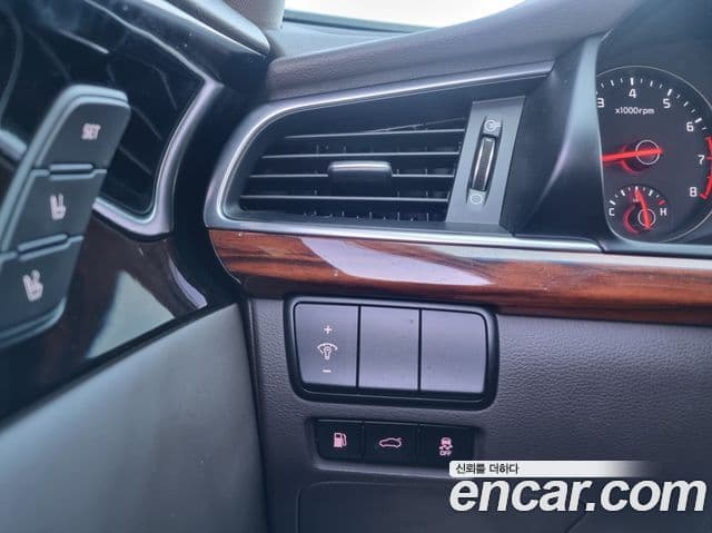 Kia All New K7 Prestige, 2016 12