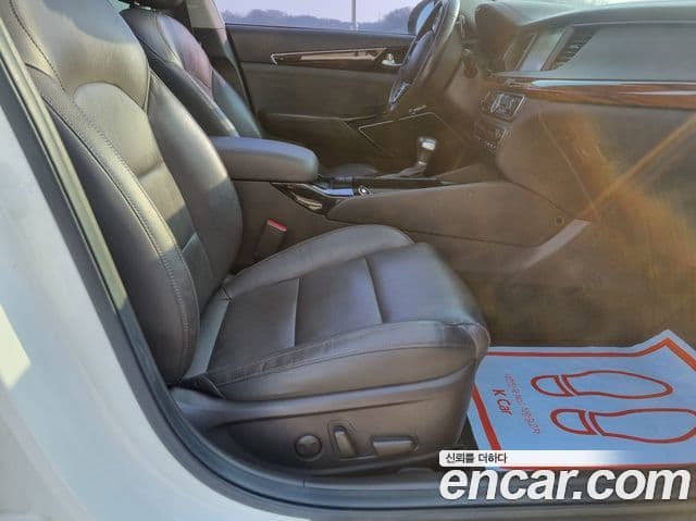 Kia All New K7 Prestige, 2016 18