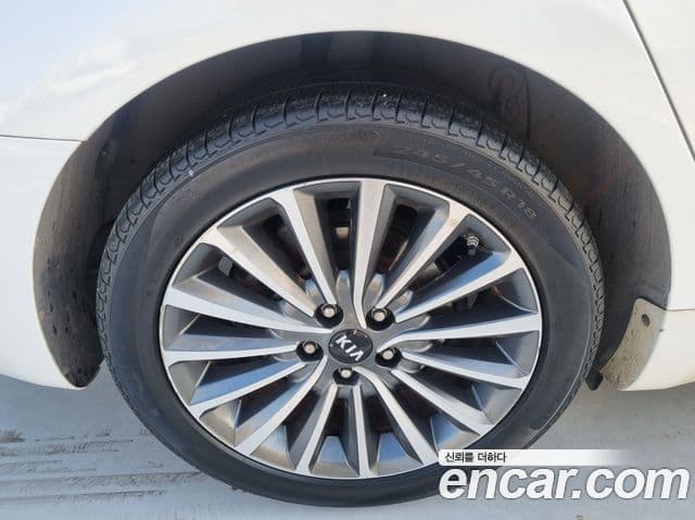 Kia All New K7 Prestige, 2016 19