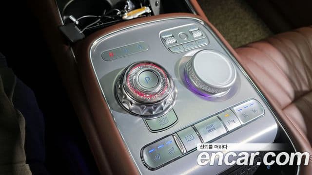 Genesis G90 (RS4) бензин 3.5 турбо e-S/C AWD, 2023 9