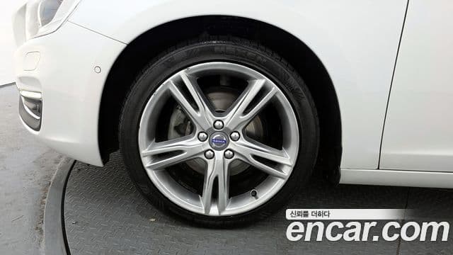 Volvo S60 2세대, 2016 все фото