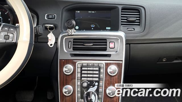 Volvo S60 2세대, 2016 14