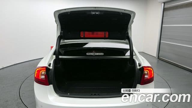 Volvo S60 2세대, 2016 20