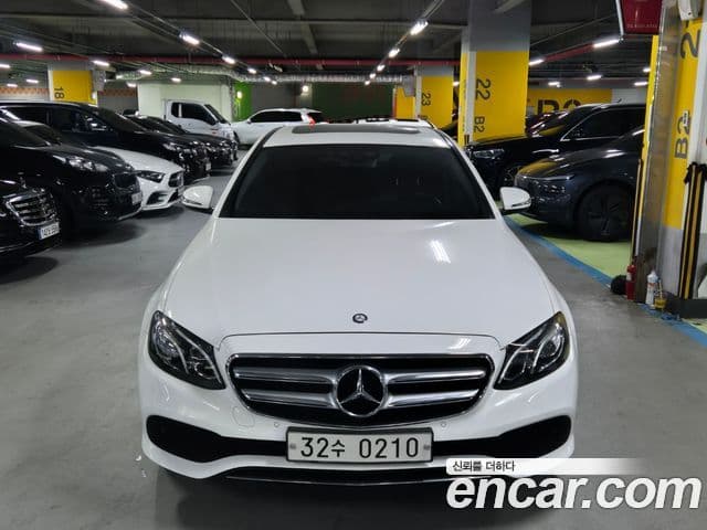 Mercedes-Benz E-класс W213 Avantgarde, 2017 1