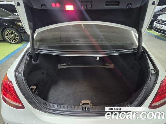 Mercedes-Benz E-класс W213 Avantgarde, 2017 20