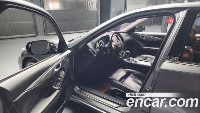 Infiniti Q50 3.5 гибрид Essence, 2016 10