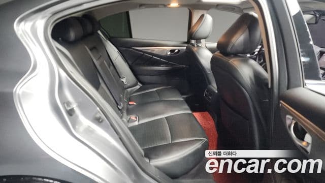 Infiniti Q50 3.5 гибрид Essence, 2016 12