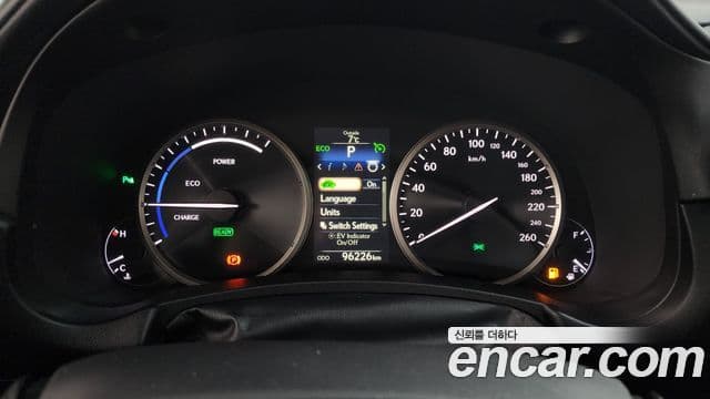 Lexus NX300h Executive, 2016 8