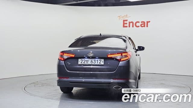 Kia K5 Prestige, 2011 4