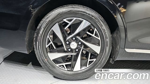 Hyundai The / новый New Grandeur IG гибрид Le Blanc, 2023 все фото