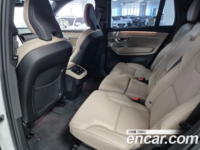 Volvo XC90 2세대 B6 Ultra Bright, 2026 11