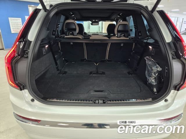 Volvo XC90 2세대 B6 Ultra Bright, 2026 16