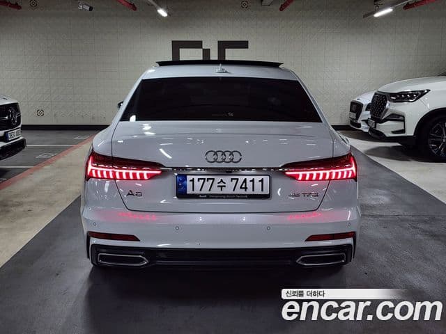Audi A6 (C8) Premium, 2022 4
