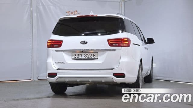 Kia The / новый New Carnival Special, 2019 4