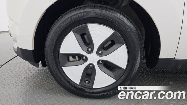 Kia Soul EV, 2018 все фото