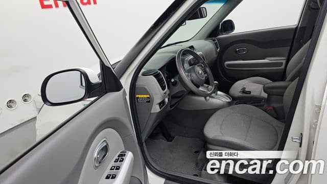 Kia Soul EV, 2018 10