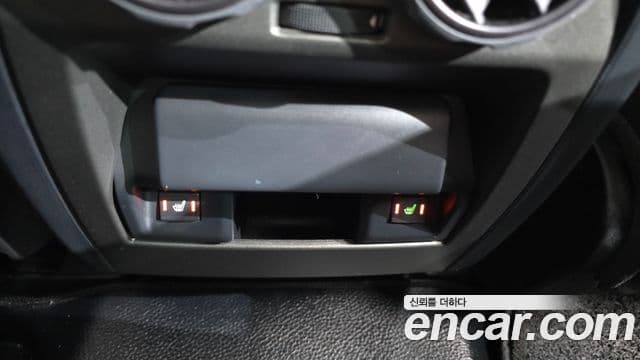 Land Rover Discovery 4 3.0 SDV6 SE, 2016 18