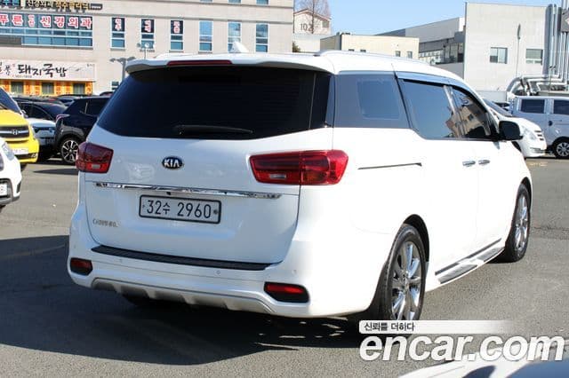 Kia The / новый New Carnival Special, 2019 4