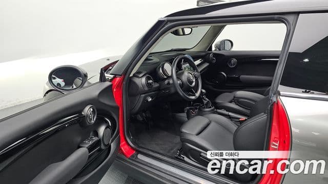 Mini Cooper 3세대, 2019 11
