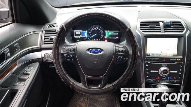 Ford Explorer 5세대, 2018 13