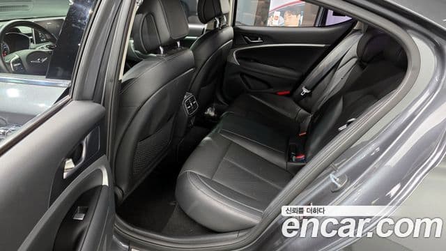 Genesis G70 Advanced, 2018 12