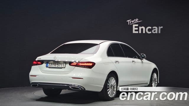 Mercedes-Benz E-класс W213 Exclusive, 2022 2