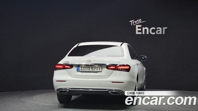 Mercedes-Benz E-класс W213 Exclusive, 2022 4